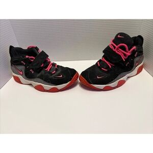 Nike Air Turf Raider Girl's Basketball Vintage Shoe size 6Y